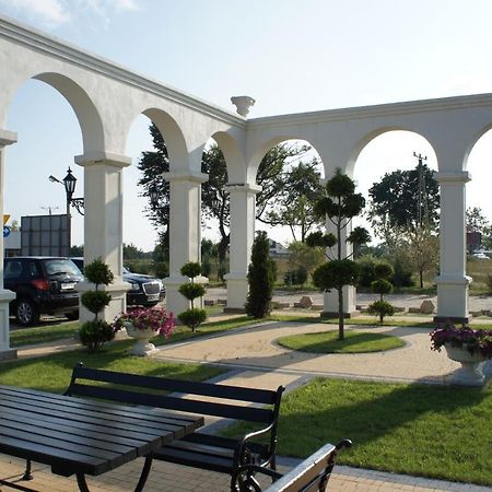 Villa Demetrios Kaluszyn (Minsk) Exterior photo